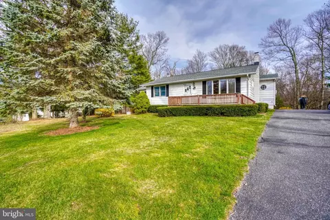 2229 E Deep Run Rd, Manchester, MD 21102