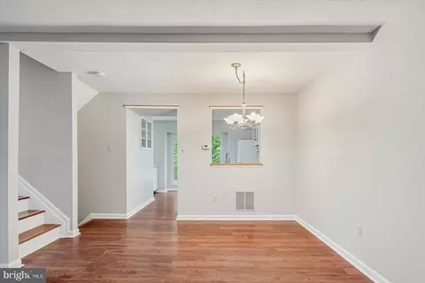 4281 Buckskin Trl, Hampstead, MD 21074 photo 4
