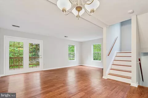 4281 Buckskin Trl, Hampstead, MD 21074 photo 9