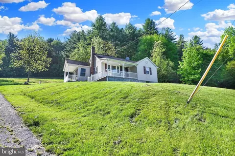 4239 Geeting Rd, Westminster, MD 21158