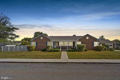 309 Taney Heights Dr, Taneytown, MD 21787