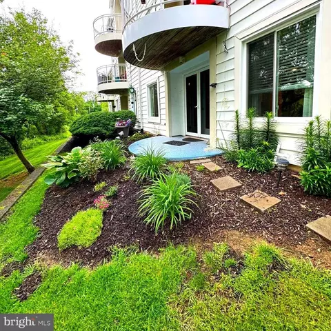 325 Pleasanton Rd #B12, Westminster, MD 21157