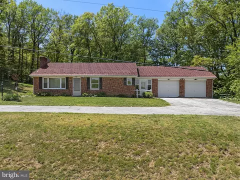 4720 Grand Valley Rd, Westminster, MD 21158