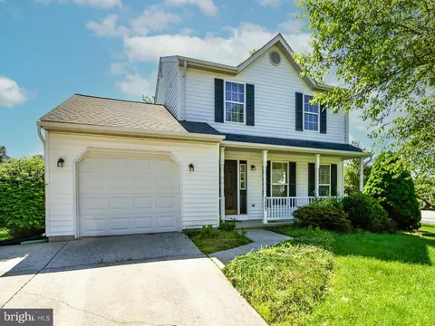 1401 Becket Rd, Sykesville, MD 21784