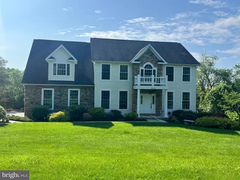 2031 Song Sparrow Ct, Hampstead, MD 21074