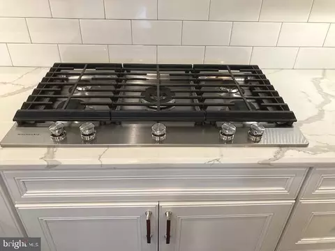 Kitchen - 4070 Carrollton Rd, Upperco, MD 21155 photo 7 of 12