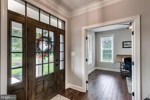 Entry Way - 4070 Carrollton Rd, Upperco, MD 21155 photo 2 of 18