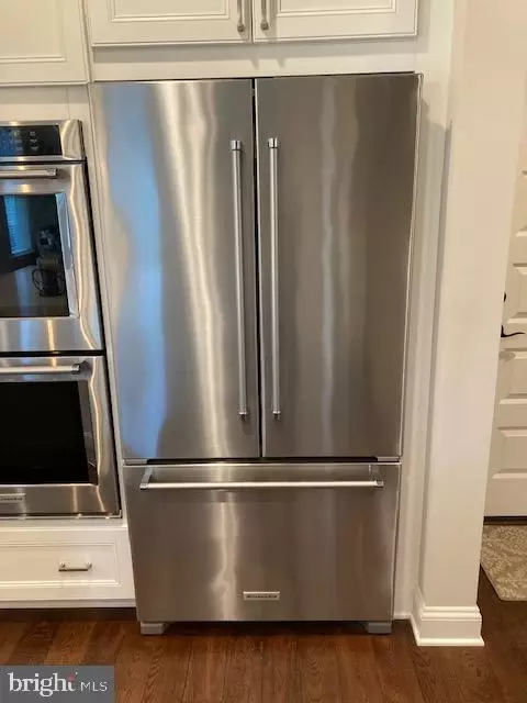 Kitchen - 4070 Carrollton Rd, Upperco, MD 21155 photo 11 of 12