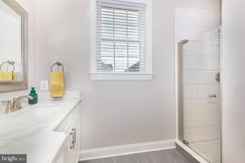 Bath - 4070 Carrollton Rd, Upperco, MD 21155 photo 3 of 5