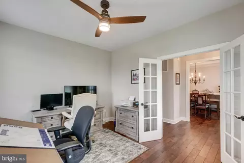 Entry Way - 4070 Carrollton Rd, Upperco, MD 21155 photo 3 of 18