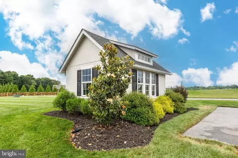 Exterior - 4070 Carrollton Rd, Upperco, MD 21155 photo 14 of 17