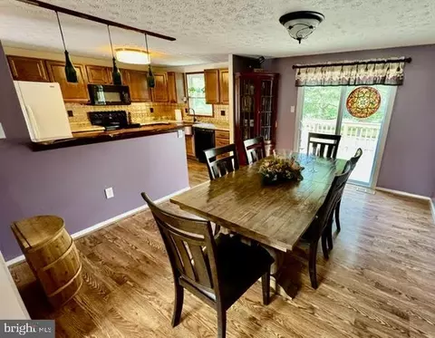 Dining - 304 Coldstream Close, Westminster, MD 21158 photo 2 of 2