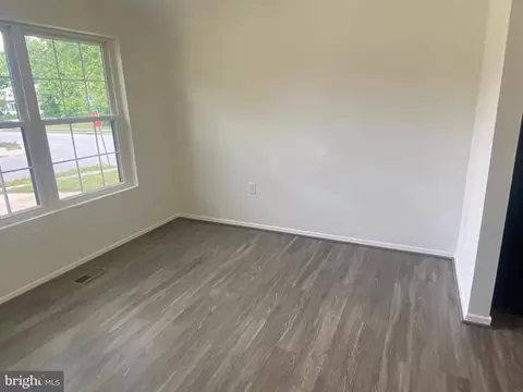 Living - 960 Ruby Dr, Westminster, MD 21158 photo 1 of 4