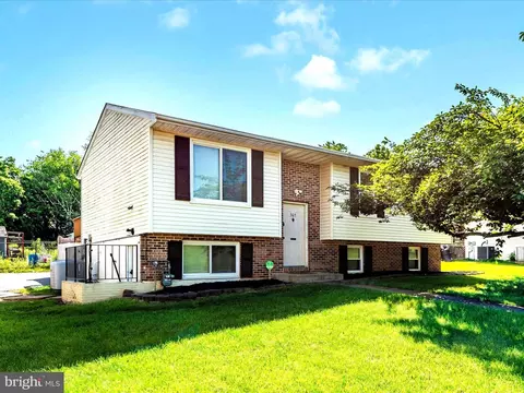 365 S Center St, Westminster, MD 21157