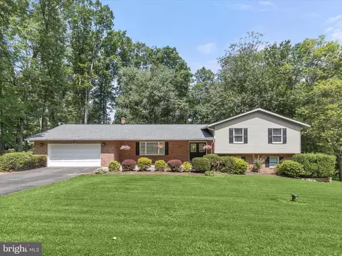 5686 French Ave, Sykesville, MD 21784