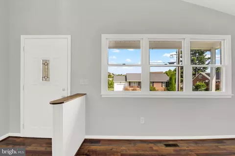 38 James St, Westminster, MD 21157 photo 3