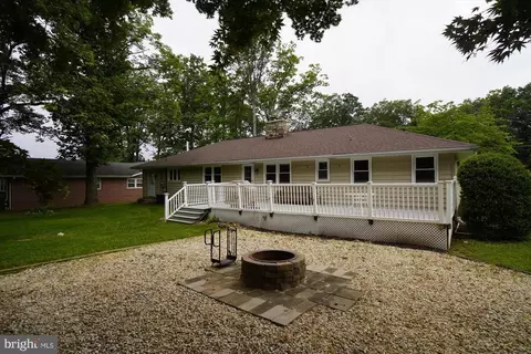 Exterior - 1617 Exeter Rd, Westminster, MD 21157 photo 6 of 14