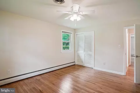 Bedroom - 1617 Exeter Rd, Westminster, MD 21157 photo 5 of 7