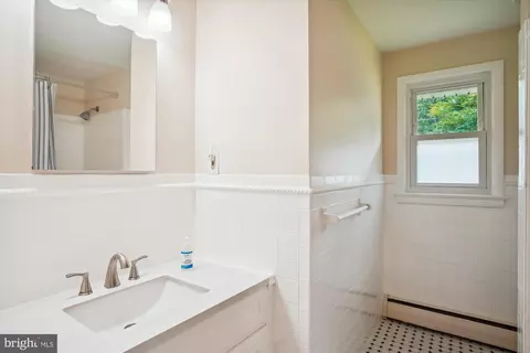 Bath - 1617 Exeter Rd, Westminster, MD 21157 photo 2 of 2