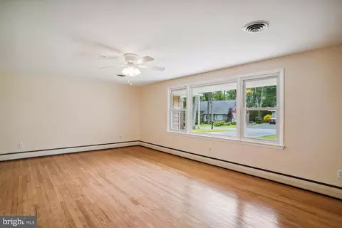 Living - 1617 Exeter Rd, Westminster, MD 21157 photo 5 of 8
