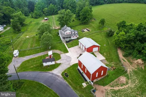 2119 Garrett Rd, Manchester, MD 21102