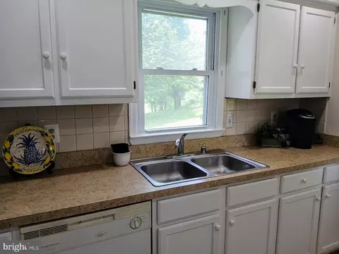 915 Bloom Rd, Westminster, MD 21157 photo 9