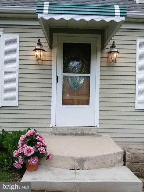 915 Bloom Rd, Westminster, MD 21157 photo 3
