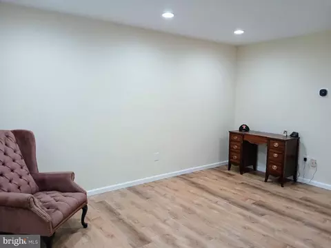 915 Bloom Rd, Westminster, MD 21157 photo 4