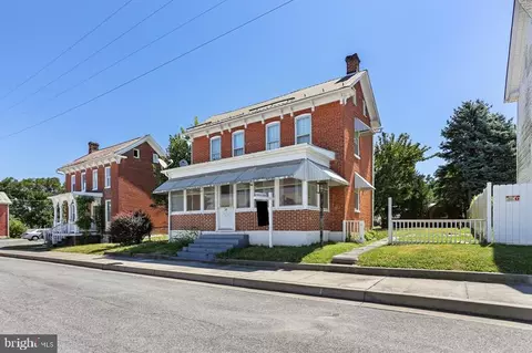 Exterior - 10 Farquhar St, Union Bridge, MD 21791 photo 2 of 10