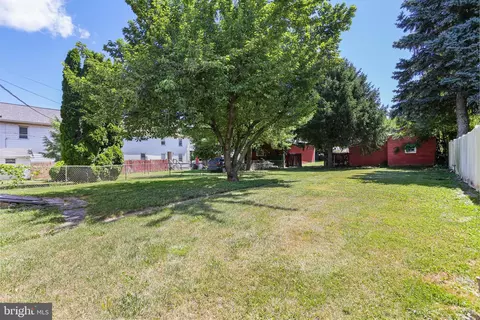 Exterior - 10 Farquhar St, Union Bridge, MD 21791 photo 5 of 10