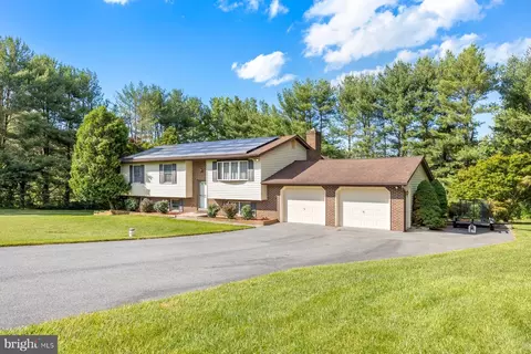 2706 Lawndale Rd, Finksburg, MD 21048