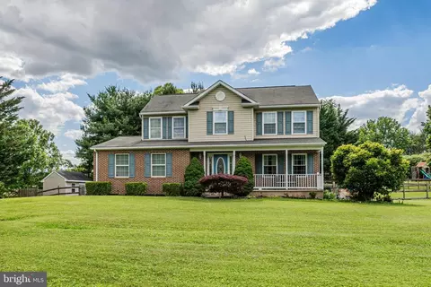 2196 Timothy Dr, Westminster, MD 21157