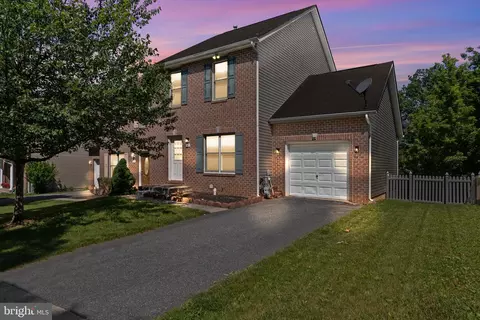 323 Goldenrod Ct, Westminster, MD 21157
