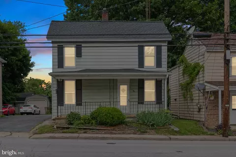 36 Manchester Ave, Westminster, MD 21157