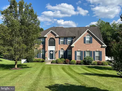 635 Volkl Dr, Sykesville, MD 21784