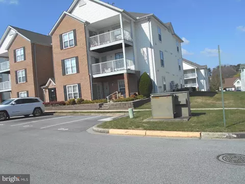 2011 Rudy Serra Dr #2C, Sykesville, MD 21784