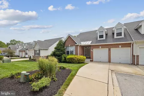 711 Norfield Ct #9, Westminster, MD 21158
