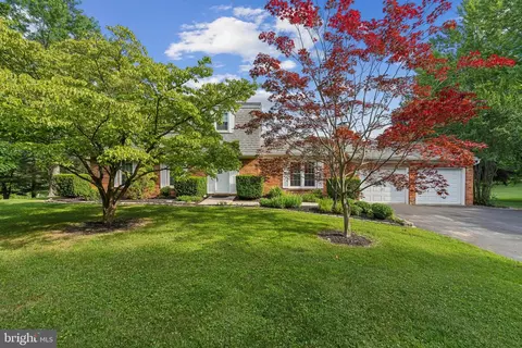 624 Oak Tree Rd, Westminster, MD 21157