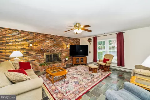 624 Oak Tree Rd, Westminster, MD 21157 photo 14