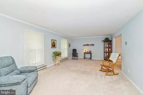 624 Oak Tree Rd, Westminster, MD 21157 photo 5