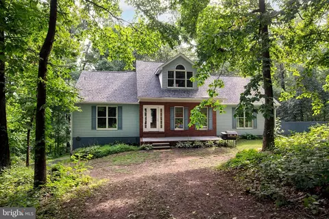 2458 Harvey Gummel Rd, Hampstead, MD 21074