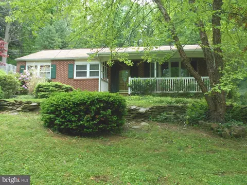 2719 Salem Bottom Rd, Westminster, MD 21157