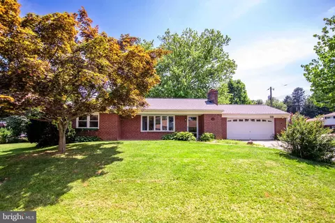 221 Sophia Ave, Westminster, MD 21157
