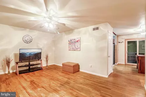 4203 Teklen Dr, Westminster, MD 21157 photo 5