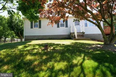 855 Star Ct, Union Bridge, MD 21791