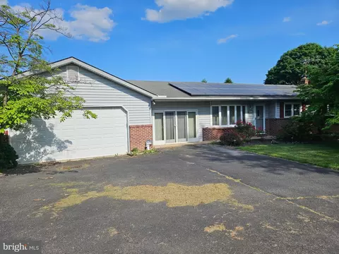 2501 Sykesville Rd, Westminster, MD 21157