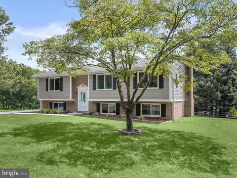 1321 Streaker Rd, Sykesville, MD 21784