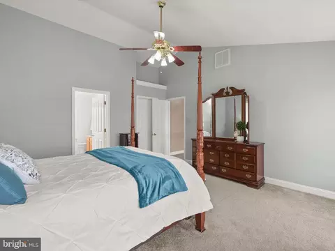 Bedroom - 2425 Burton Dr, New Windsor, MD 21776 photo 5 of 13