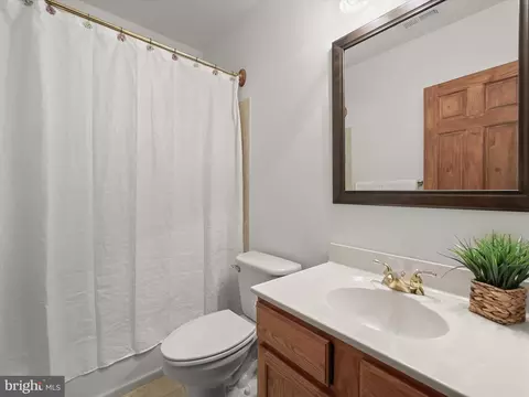 Bath - 2425 Burton Dr, New Windsor, MD 21776 photo 6 of 6
