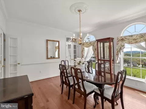 Dining - 2425 Burton Dr, New Windsor, MD 21776 photo 2 of 4